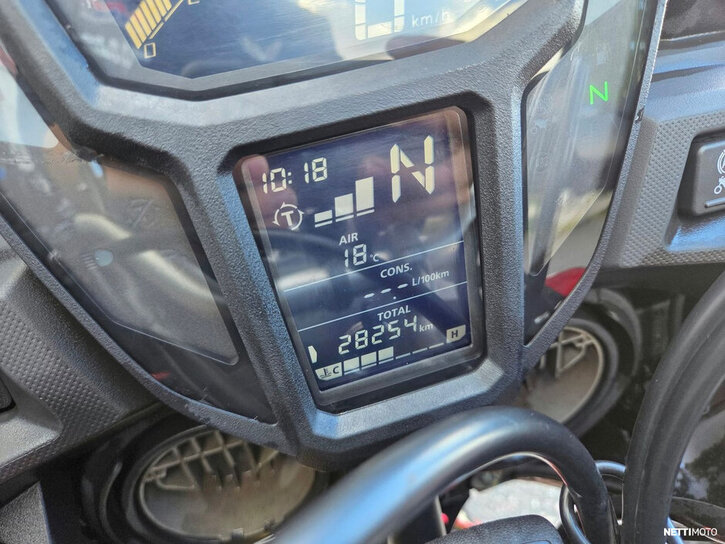 Moottoripyörä Honda CRF 2016 26668309