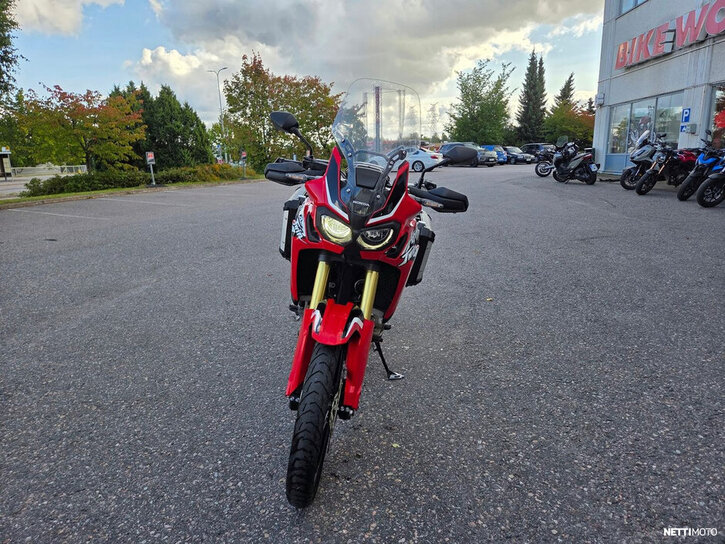 Moottoripyörä Honda CRF 2016 26668314