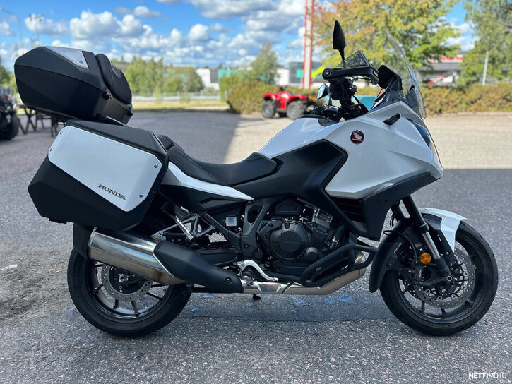 Moottoripyörä Honda NT 2022 26670687