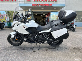 Moottoripyörä Honda NT 2022 26670694