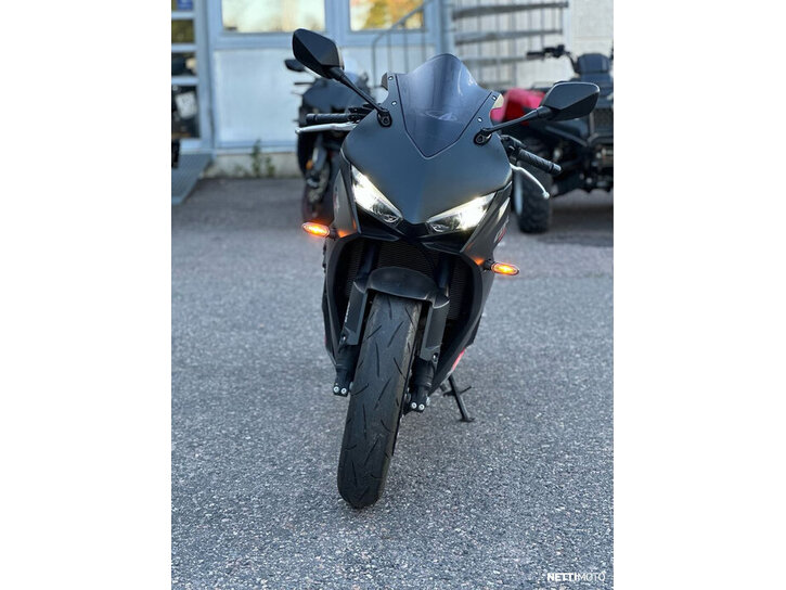 Moottoripyörä Honda CBR 2024 26671637