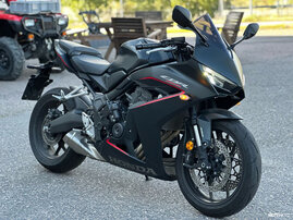 Moottoripyörä Honda CBR 2024 26671638