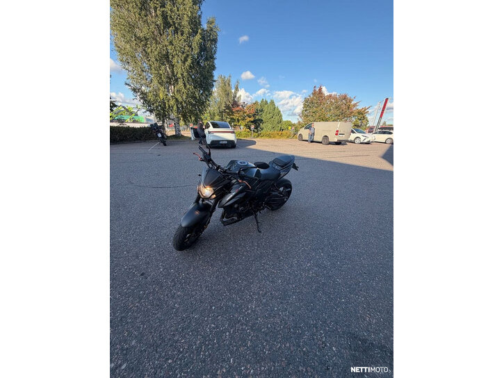Moottoripyörä Suzuki GSX-S 2020 26671804