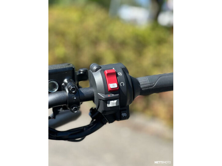 Moottoripyörä Honda WN7 2027 26681818