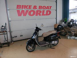 Skootteri Vespa GTS 2007 26716604