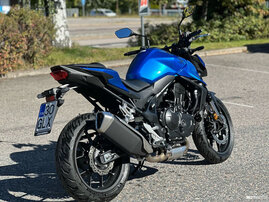 Moottoripyörä Honda CB 2025 26718169
