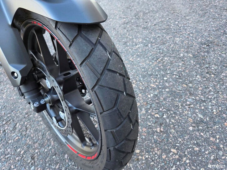 Moottoripyörä Honda NX 2025 26718837