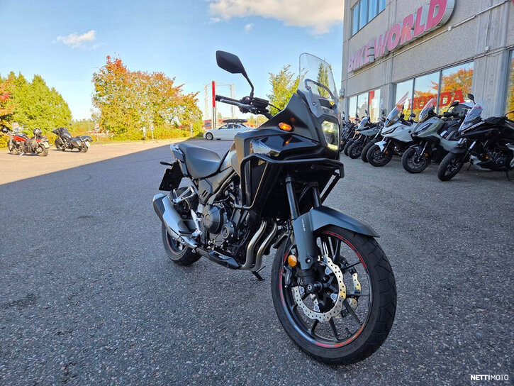Moottoripyörä Honda NX 2025 26718841