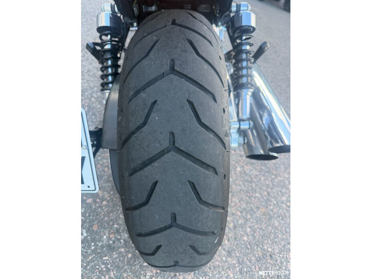 Moottoripyörä Harley-Davidson VRSC 2006 26719211