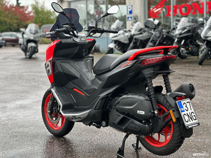 Skootteri Aprilia SR 2023 26728473
