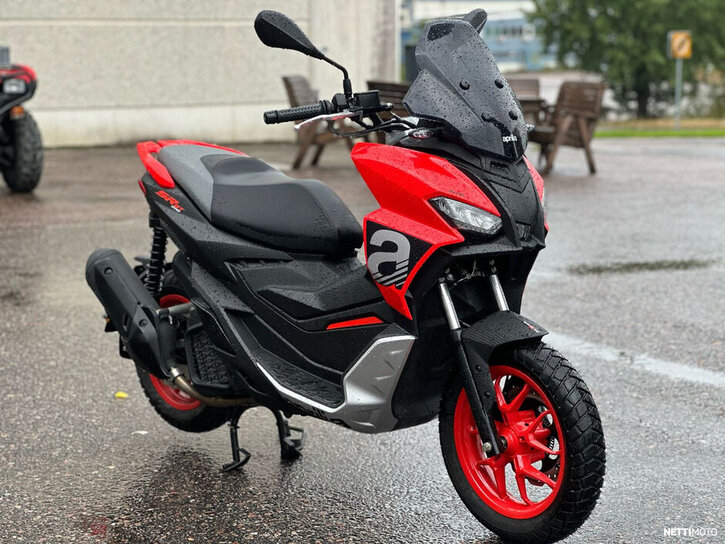 Skootteri Aprilia SR 2023 26728477