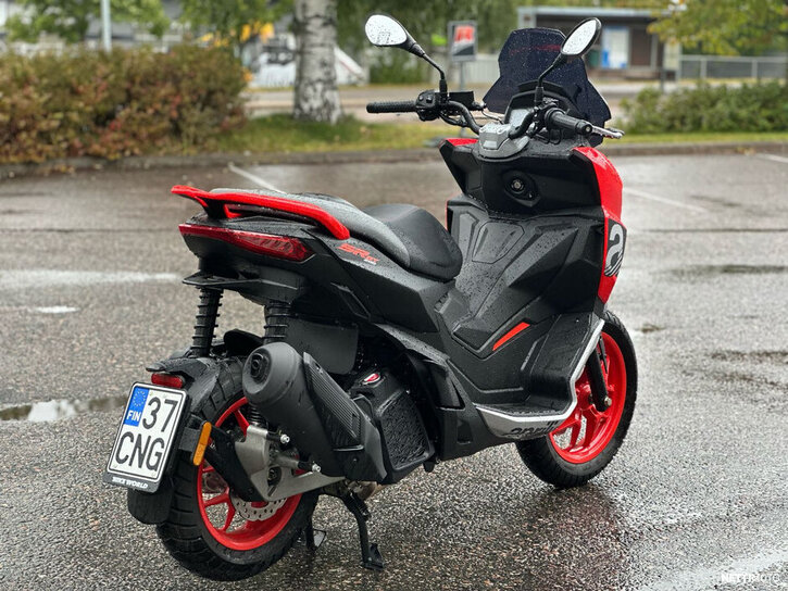 Skootteri Aprilia SR 2023 26728480