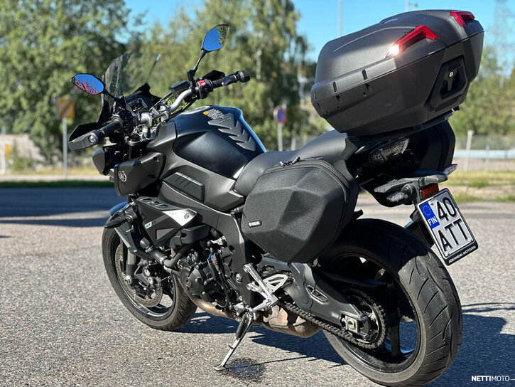 Moottoripyörä Yamaha MT-10 2020 26799083