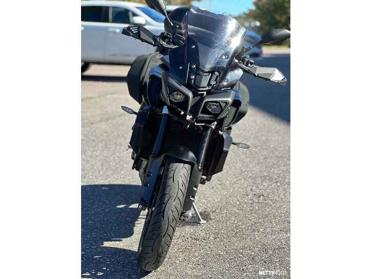 Moottoripyörä Yamaha MT-10 2020 26799084