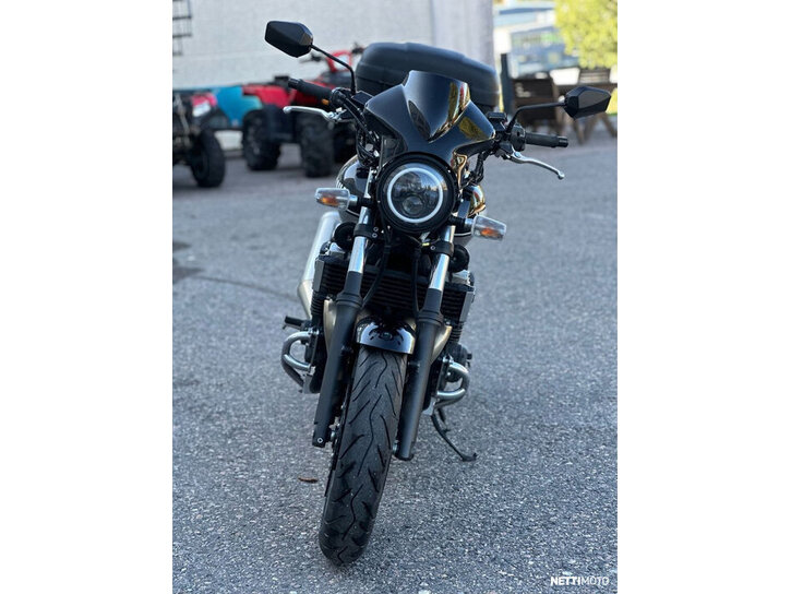 Moottoripyörä Yamaha XJR 2011 26800116
