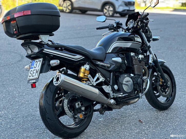 Moottoripyörä Yamaha XJR 2011 26800117