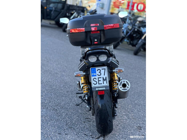 Moottoripyörä Yamaha XJR 2011 26800120