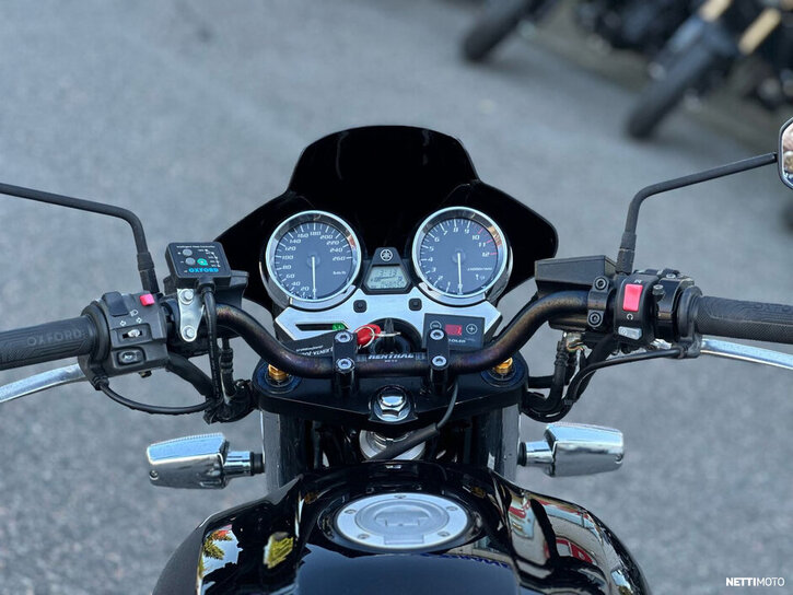 Moottoripyörä Yamaha XJR 2011 26800129