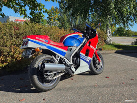 Moottoripyörä Honda VF 1984 26801622
