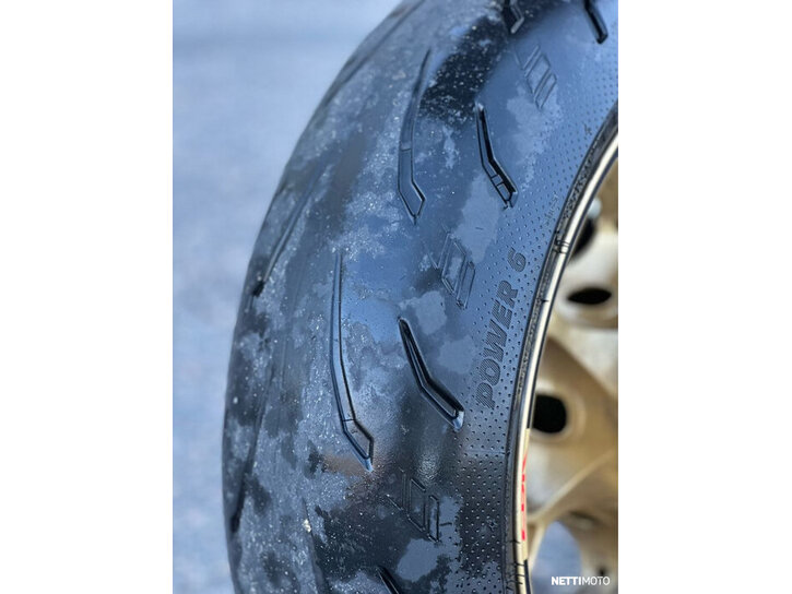 Moottoripyörä Honda CBR 2014 26812886