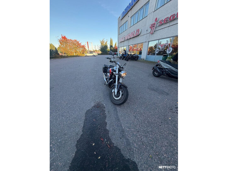 Moottoripyörä Suzuki VZ 2011 26813268