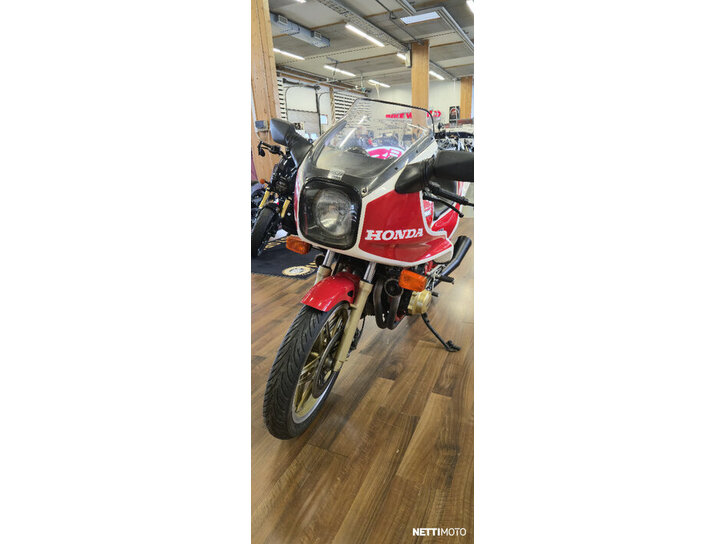 Moottoripyörä Honda CB 1981 26833336