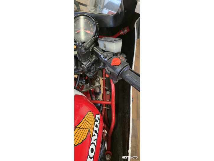Moottoripyörä Honda CB 1981 26833339