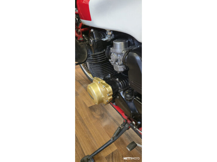 Moottoripyörä Honda CB 1981 26833344