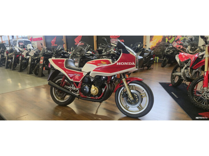 Moottoripyörä Honda CB 1981 26833346
