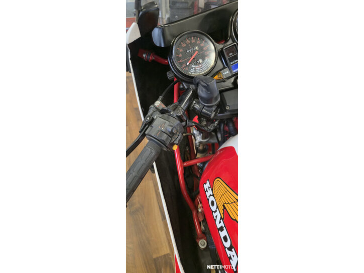 Moottoripyörä Honda CB 1981 26833347