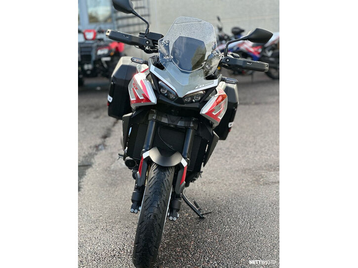 Moottoripyörä Honda CB 2026 26835312