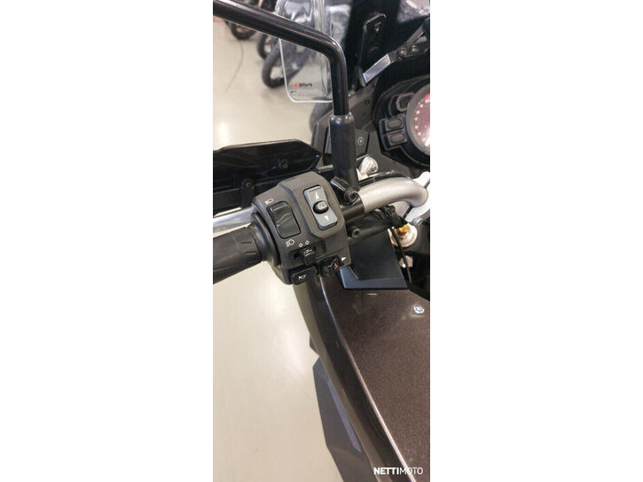 Moottoripyörä Kawasaki Versys 2012 26845844