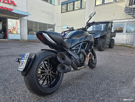 Moottoripyörä Ducati Diavel 2015 26888934