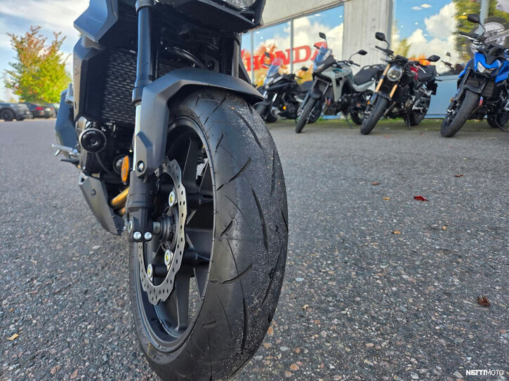 Moottoripyörä Honda CB 2026 26889292