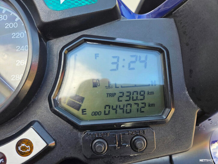 Moottoripyörä Yamaha FJR 2004 26889420