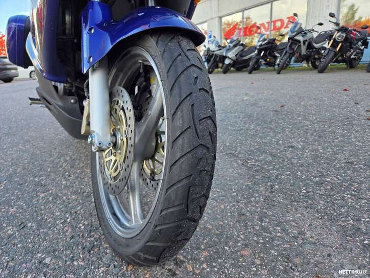 Moottoripyörä Honda XL 2004 26889885