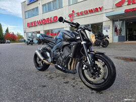 Moottoripyörä Yamaha FZ1-N 2011 26890894