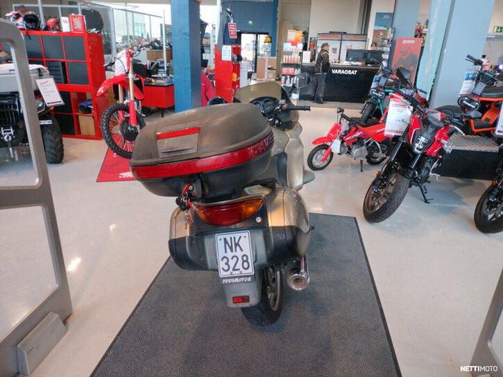 Moottoripyörä Honda NT 2002 26932626