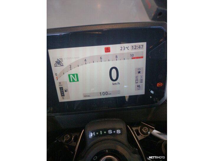 Moottoripyörä Honda CB 2025 26990956