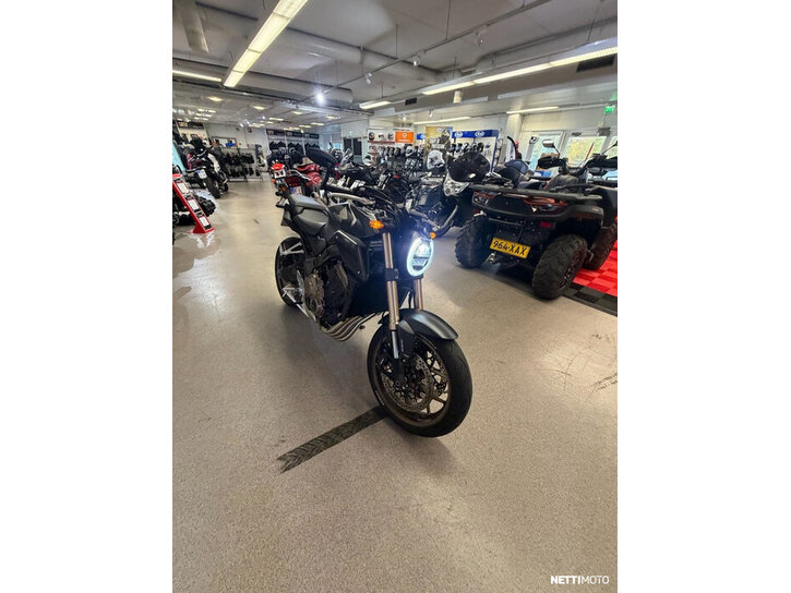 Moottoripyörä Honda CB 2023 27020212