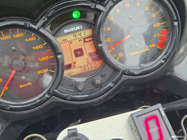 Moottoripyörä Suzuki DL 2004 27104435