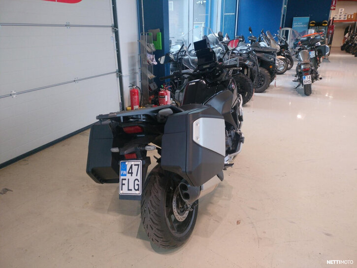 Moottoripyörä Honda NT 2022 27122719
