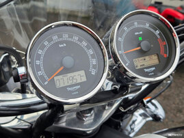 Moottoripyörä Triumph Rocket III 2014 27138226