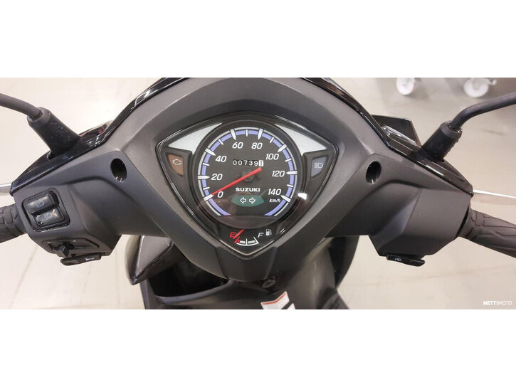 Skootteri Suzuki UK110 2018 27191800