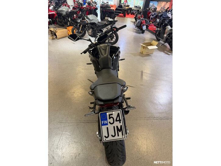 Moottoripyörä Yamaha MT-07 2024 27192151