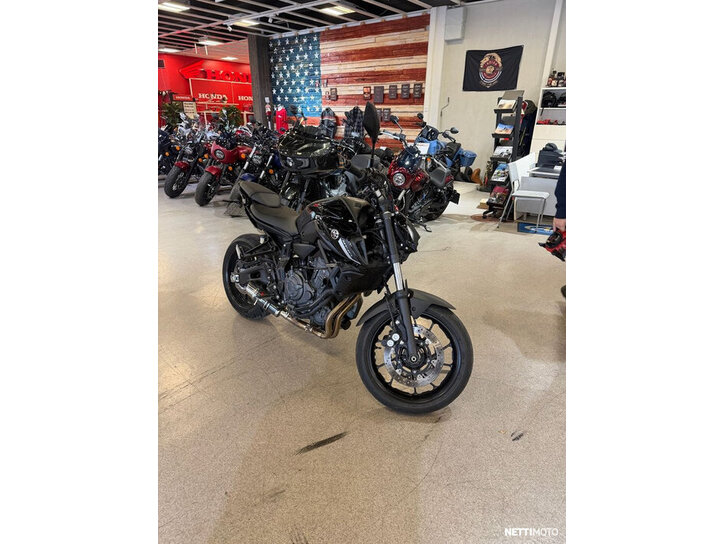 Moottoripyörä Yamaha MT-07 2024 27192164
