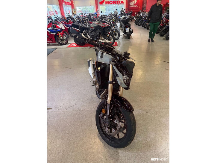 Moottoripyörä Honda CB 2024 27192204