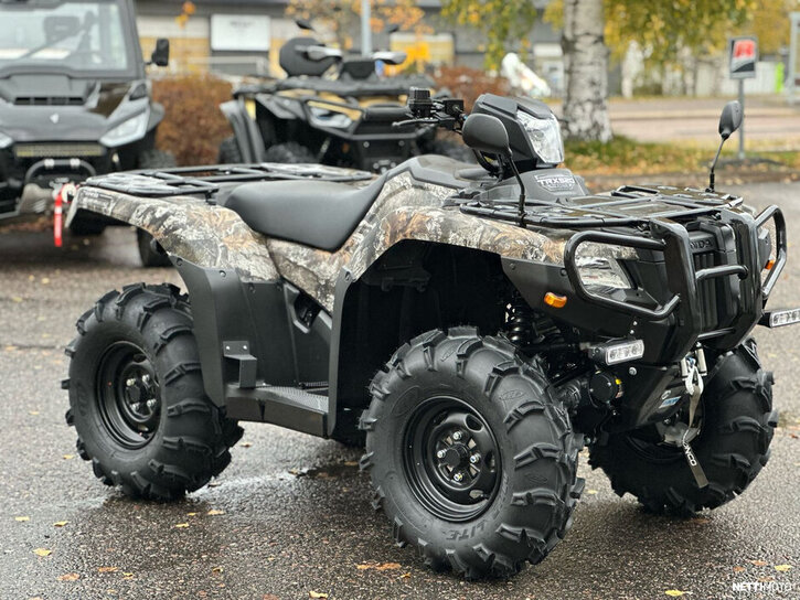 Mönkijä Honda TRX 2027 27209421