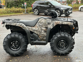 Mönkijä Honda TRX 2027 27209423