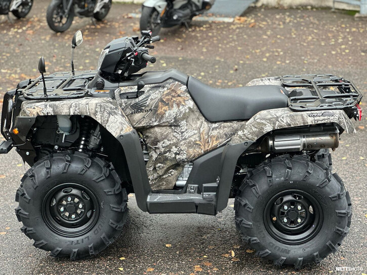 Mönkijä Honda TRX 2027 27209424